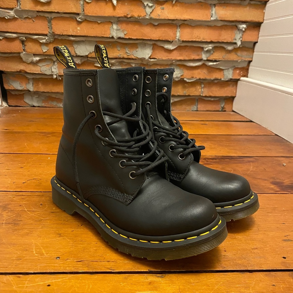 Dr. Martens 1460 smooth leather lace up combat boots